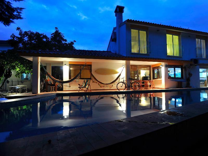 Carcavelos Surf House Exterior photo